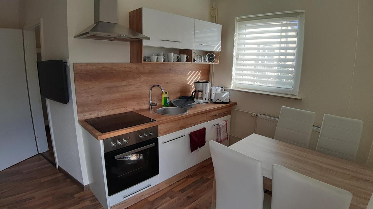 Ferienwohnung Smillenzweg Mit Garten Lohme Luaran gambar